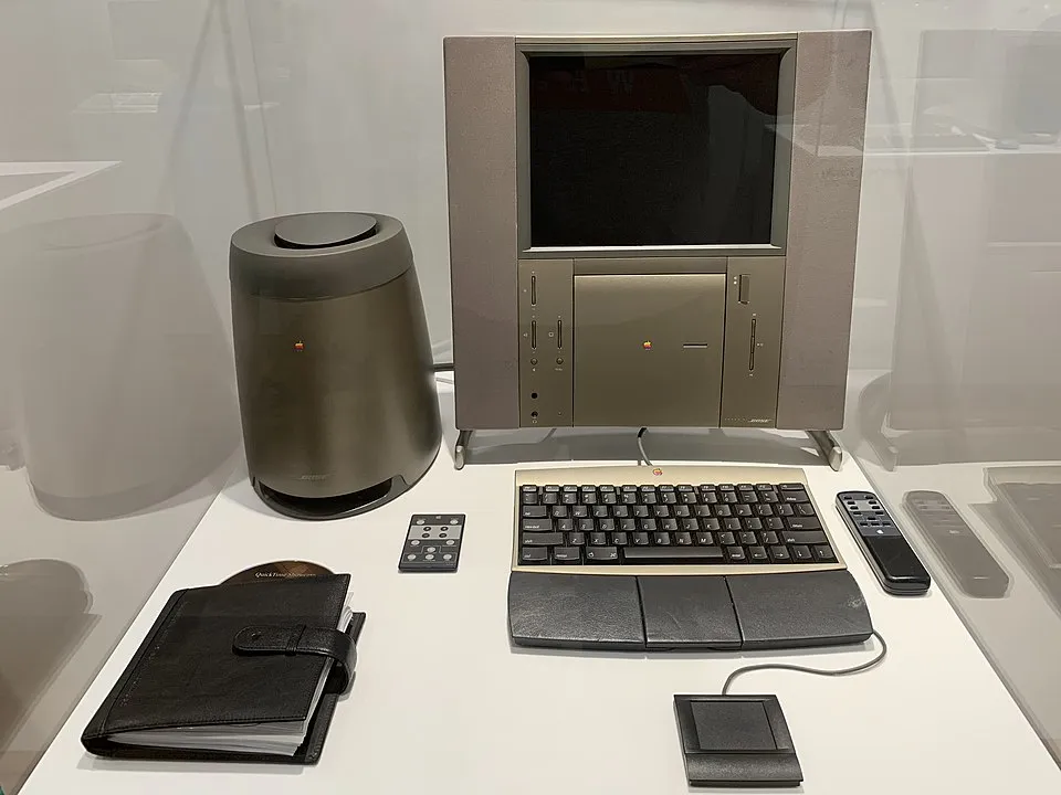 20周年記念Mac - 88万8000円という価格設定