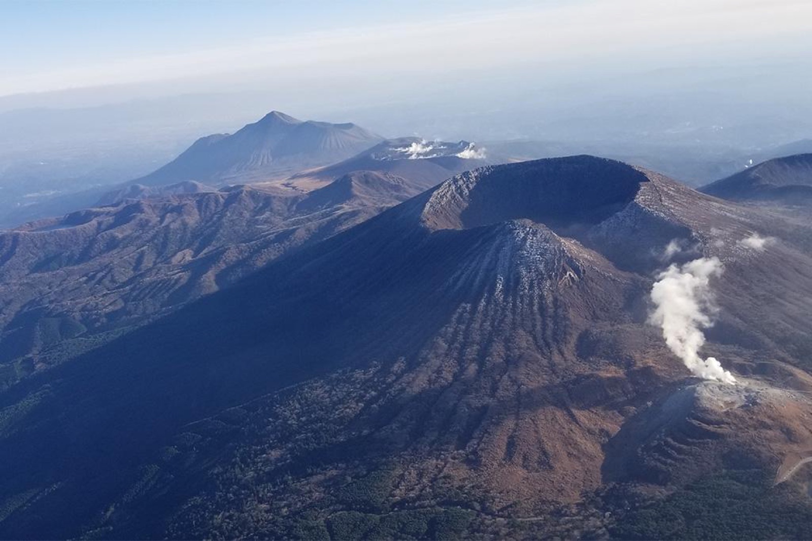 霧島連山・高千穂峰